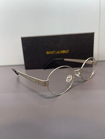 YVES SAİNT LAURENT İMAJ GÖZLÜĞÜ