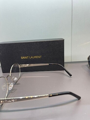  Beden YVES SAİNT LAURENT İMAJ GÖZLÜĞÜ