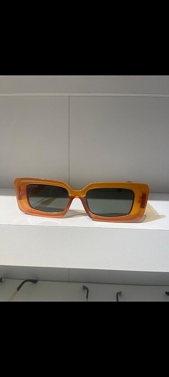 Loewe UV 400 KORUMALI LOEWE