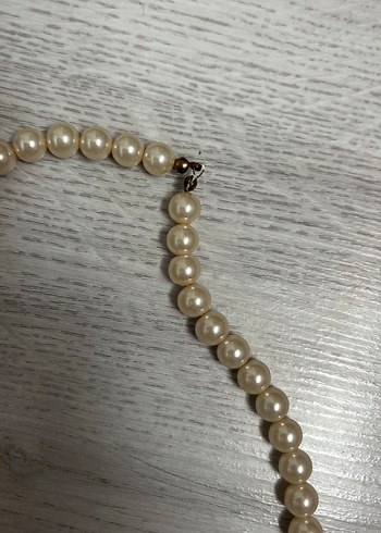 Beyaz Boncuklu Midi Kadın Kolye - Görsel 2