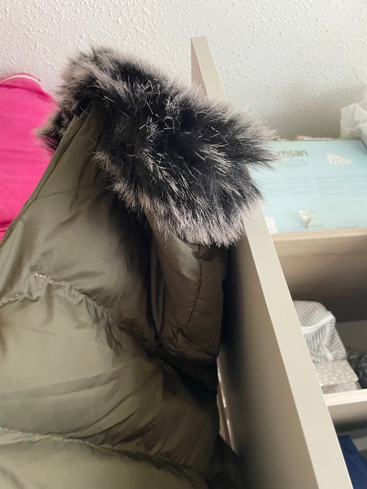 Haki Kapüşonlu Uzun Kadın şişme Mont - Görsel 2