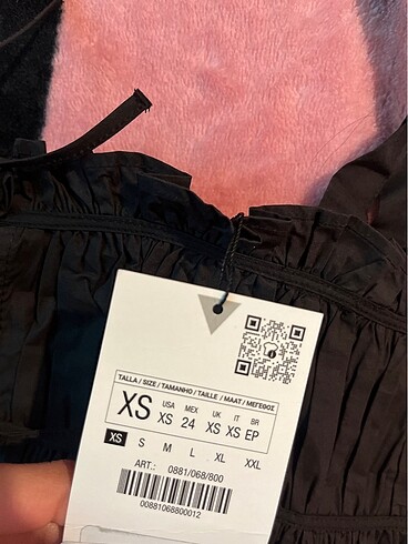 xs Beden Zara taşlı bluz