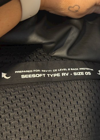 Revit Apex Air Neon Kırmızı Siyah Gri Spor Biker Mont - Görsel 5