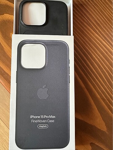 iPhone 15 Pro Max için MagSafe  Silikon Kılıf - Siyah - Görsel 4