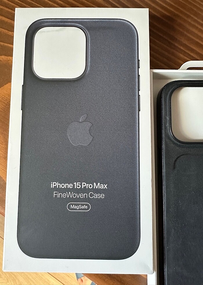 iPhone 15 Pro Max için MagSafe  Silikon Kılıf - Siyah - Görsel 2