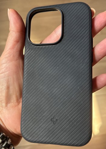 Spigen IPhone 15 Pro Siyah Telefon Kılıfı - Görsel 3