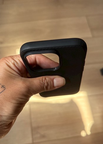 Spigen IPhone 15 Pro Siyah Telefon Kılıfı - Görsel 6