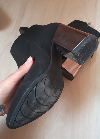 37 Beden siyah Renk Süet bot