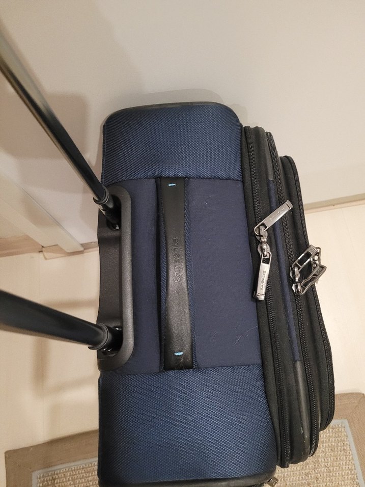 Sıfır ürün,paketli ,Koyu Mavi Fermuarlı kabin boyu Valiz - Görsel 4