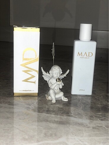 Mad parfum(Gucci flora magnolia)