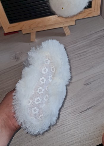 6 Ay Beden beyaz Renk Beyaz Peluş kürk Kulak Detaylı patik ve şapka