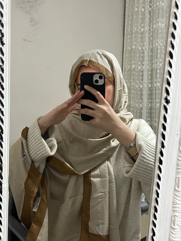 Bej Keten Kadın Drapeli Şal - Görsel 2