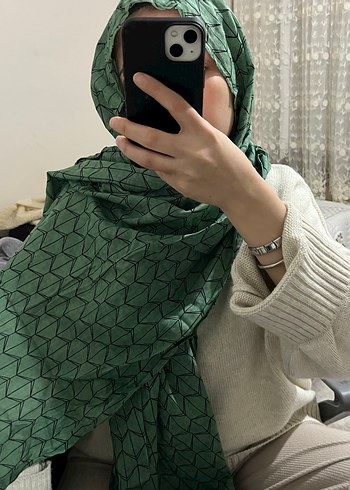 Koyu Yeşil Kadın Drapeli Şal - Görsel 2