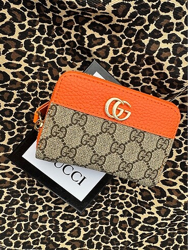 Gucci cüzdan