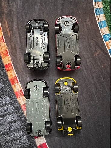  Beden Renk Hotwheels Ferrari lotu