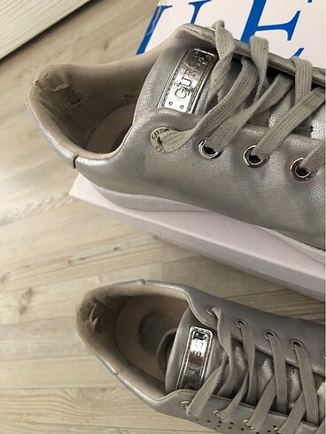 Guess Guess kadın gümüş ayakkabı