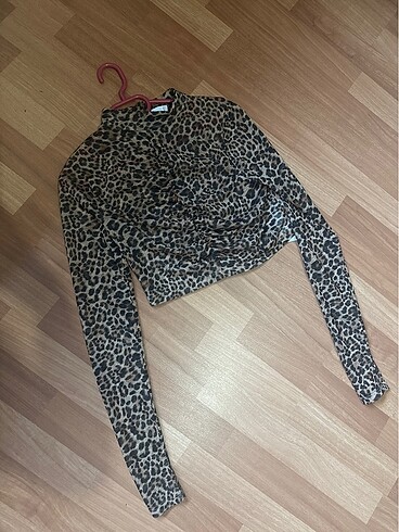 Koton leoparlı crop