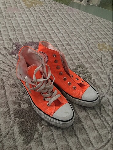 Converse fosforlu turuncu