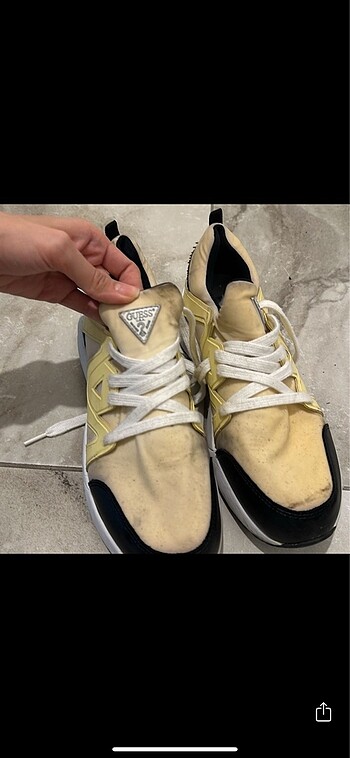 39 Beden sarı Renk Guess ayakkabı