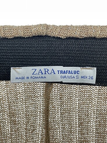 s Beden sarı Renk Zara Düz Kesim %70 İndirimli.