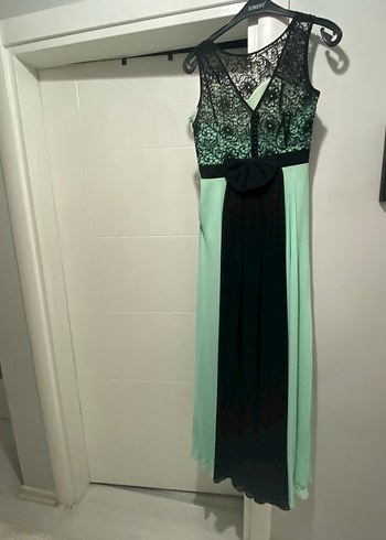 Dantel Detaylı Uzun Yeşil Abiye Elbise - Görsel 5