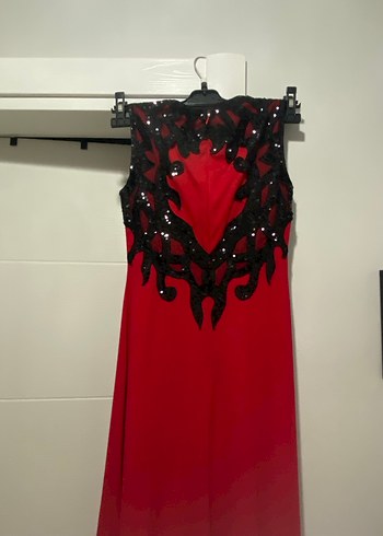 Kırmızı İşlemeli Uzun Abiye Elbise - Görsel 4