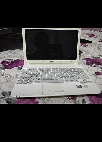 LG netbook 