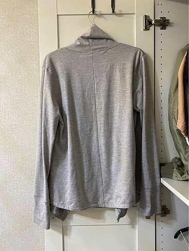 m Beden Nike gri hırka