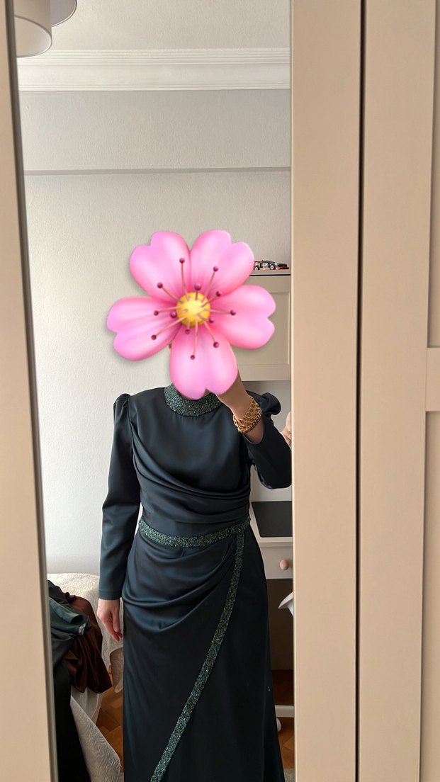 Uzun Kollu Koyu Pembe Drapeli Abiye Elbise - Görsel 2