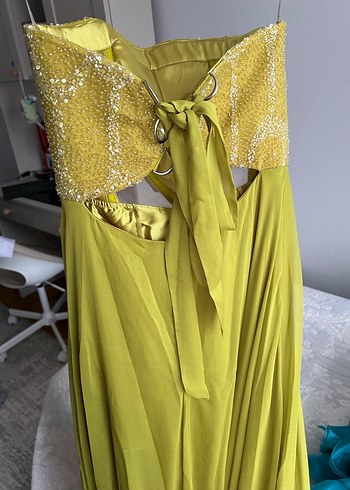 Sarı Drapeli Uzun Abiye Elbise - Görsel 3