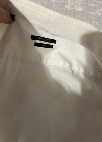 Düğmeli Beyaz Keten Erkek Gömlek - Görsel 5