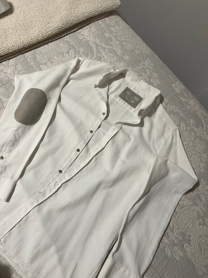 Gri Dirsek Detaylı Beyaz Erkek Keten Gömlek - Görsel 5