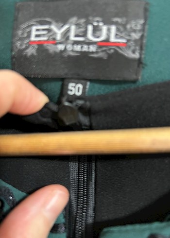 Uzun Kollu Yeşil Kadın Takım Elbise - Görsel 3