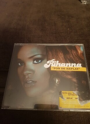 Rihanna - Pon DE Replay maxi cd 