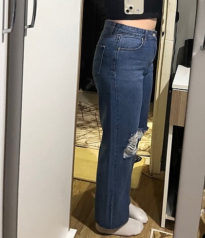 42 Beden Yırtık jean