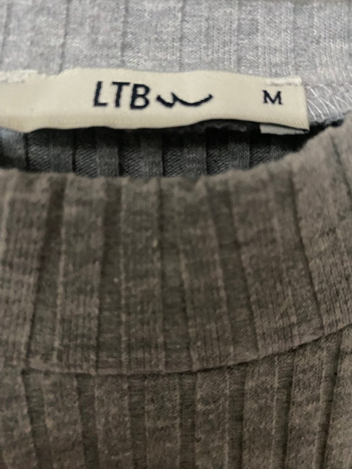 Gri Kadın Kısa Kollu Triko Tişört - Görsel 3