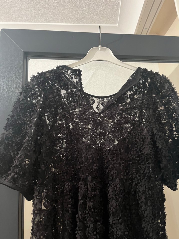 Dantel Detaylı Siyah Uzun Gotik Elbise - Görsel 4