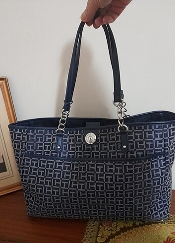 Tommy hilfiger kol çantası ayakkabı takım