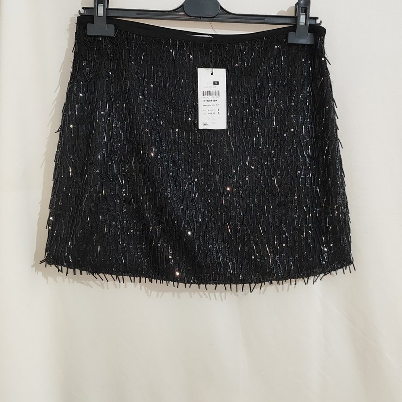 Boncuk İşlemeli Siyah Mini Etek - Görsel 3