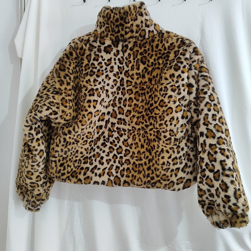 Leopar Desenli kürk mont - Görsel 4