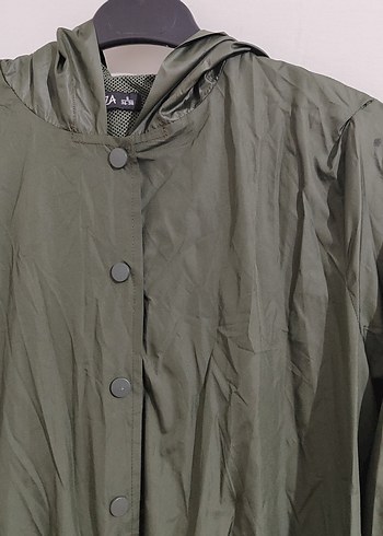 Kadın Haki Uzun Düğmeli Yağmurluk - Görsel 3