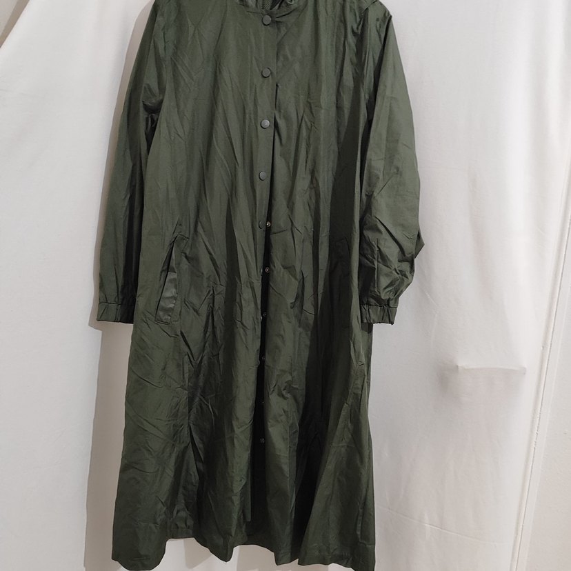 Kadın Haki Uzun Düğmeli Yağmurluk - Görsel 4