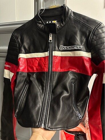 xs Beden Bershka ceket