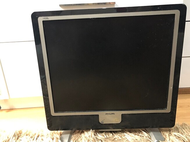 Monitör