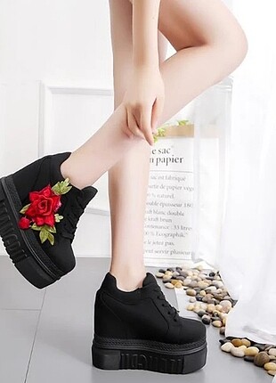 Platform Sneakers 