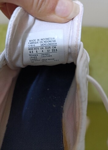 37 Beden beyaz Renk Deri Orjinal Converse