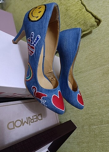 Denim kot stiletto ayakkabı 