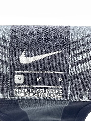 m Beden siyah Renk Nike Mini Üst %70 İndirimli.