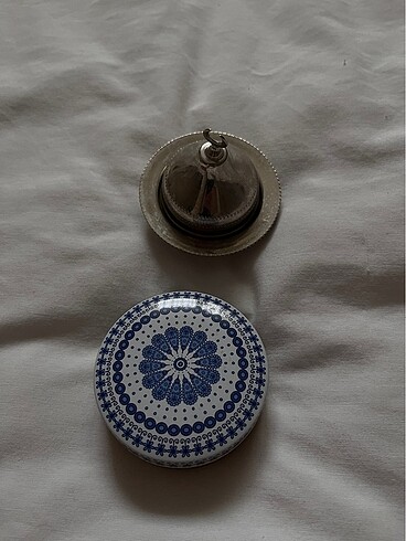 Zara Home Nostaljik Lokumluk ve Desenli Metal Sabun Kutusu ? Şık Takım
