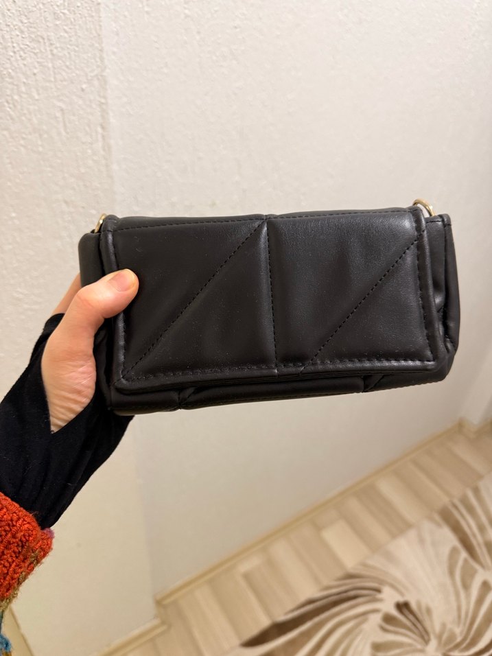 Zincir Detaylı Siyah Deri Kadın Çanta - Görsel 2